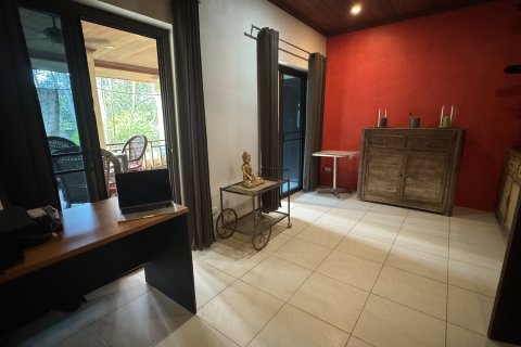 House in Ko Samui, Thailand 4 bedrooms № 160243 - photo 15