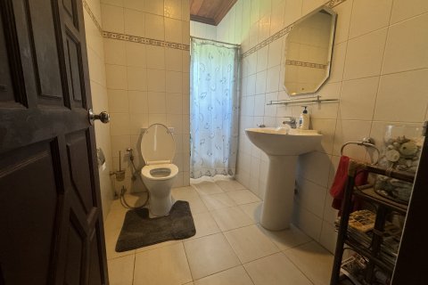 House in Ko Samui, Thailand 4 bedrooms № 160243 - photo 17