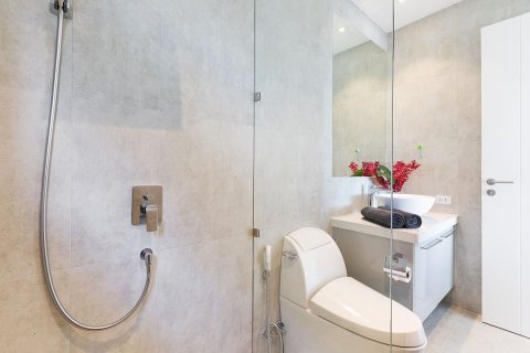 Villa in Chai Buri, Thailand 3 bedrooms № 160246 - photo 15