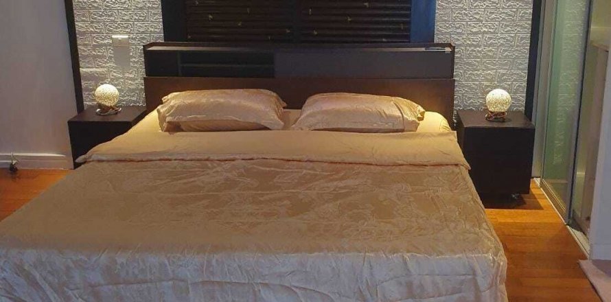 Condo à Phuket, Thaïlande, 2 chambres  № 142570