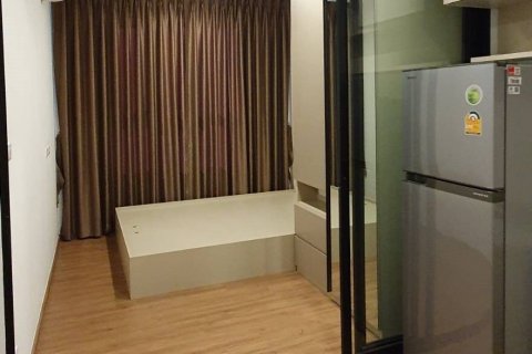 Кондоминиум с 3 спальнями в Минбури, Бангкок, Таиланд № 142571 - фото 3