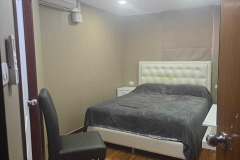 Condo à Yan Nawa, Bangkok, Thaïlande, 3 chambres  № 152117 - photo 5