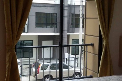 Townhouse à Samut Prakan, Thaïlande 4 chambres № 152115 - photo 12