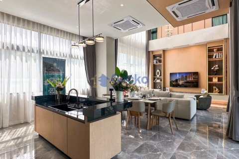 House in Pattaya, Thailand 5 bedrooms № 196435 - photo 12