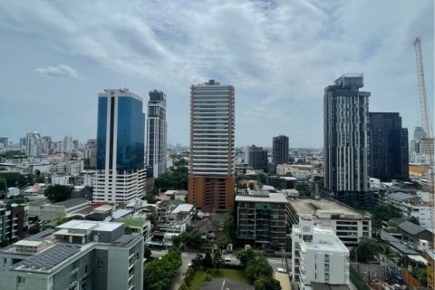 Condo in Watthana, Bangkok, Thailand, 2 bedrooms  № 136747 - photo 7