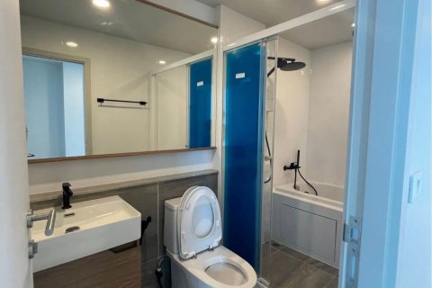 Condo in Watthana, Bangkok, Thailand, 2 bedrooms  № 136747 - photo 5