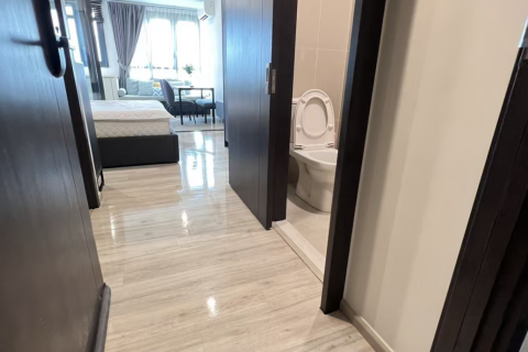 Studio dans le Condo à Din Daeng, Bangkok, Thaïlande  № 163047 - photo 5