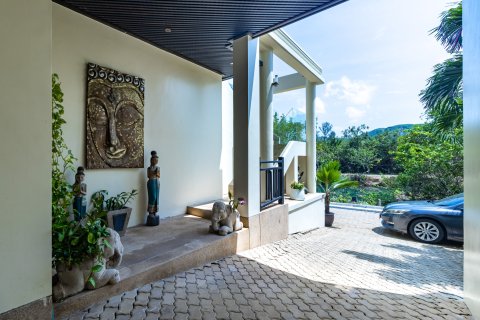 Villa in Phuket, Thailand 5 bedrooms № 163049 - photo 8