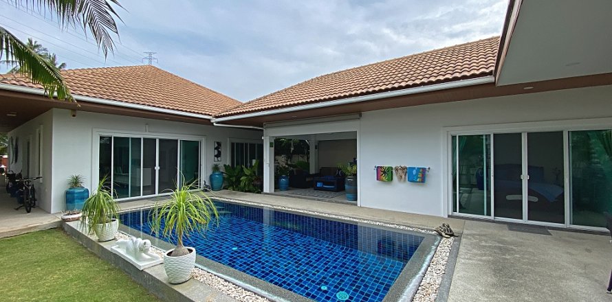 Вилла в Хуа Хине, Таиланд с 3 спальнями  № 168673