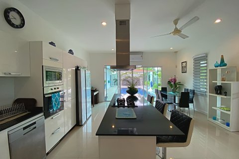 Вилла в Хуа Хине, Таиланд с 3 спальнями  № 168673 - фото 22