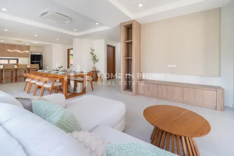 House in Phuket, Thailand 4 bedrooms № 209563 - photo 4
