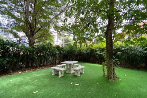 Propriété commerciale à Chiang Mai, Thaïlande 1579 m2 № 160082 - photo 12