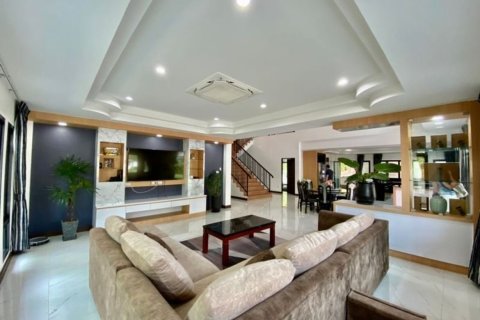 Дом в Чиангмае, Таиланд с 5 спальнями  № 160085 - фото 3