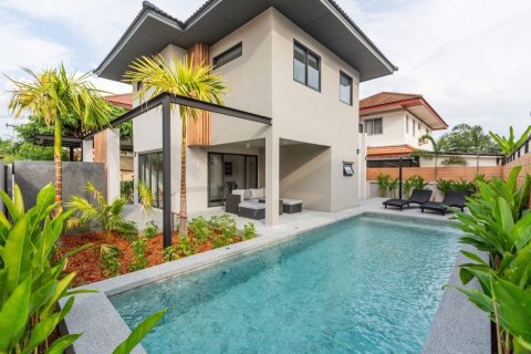 House in Chiang Mai, Thailand 4 bedrooms № 160083