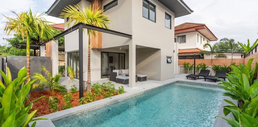 House in Chiang Mai, Thailand 4 bedrooms № 160083