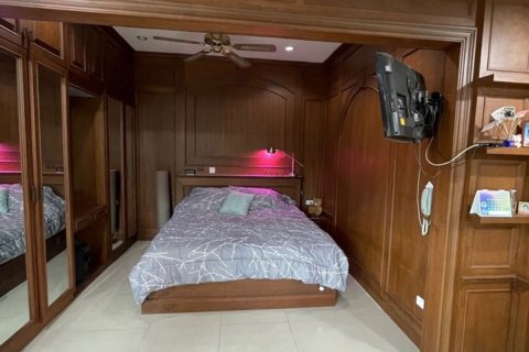 Вилла в Чиангмае, Таиланд с 10 спальнями  № 160080 - фото 29