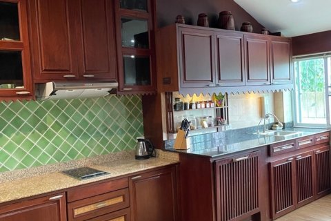 Вилла в Чиангмае, Таиланд с 10 спальнями  № 160080 - фото 17