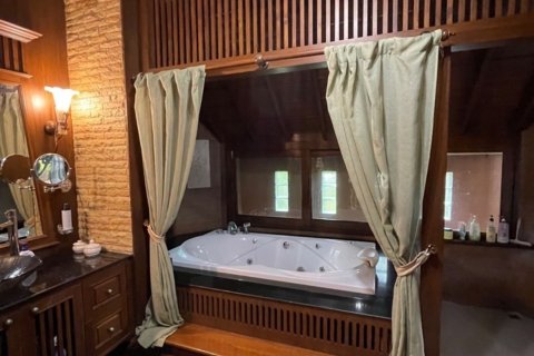 Villa in Chiang Mai, Thailand 10 bedrooms № 160081 - photo 22