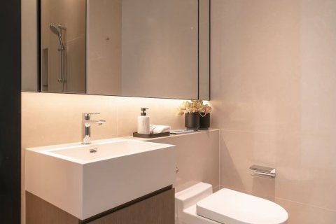 Кондоминиум с 2 спальнями в Кхлонг Сане, Бангкок, Таиланд № 133960 - фото 17