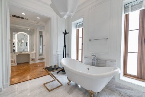 Villa in Watthana, Bangkok, Thailand 4 bedrooms № 133958 - photo 17