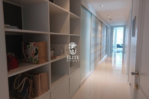 Кондоминиум с 3 спальнями в Патхум Ване, Бангкок, Таиланд № 133961 - фото 22