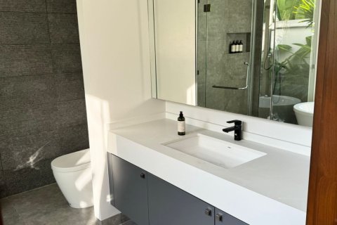Villa in Phuket, Thailand 3 bedrooms № 139423 - photo 14