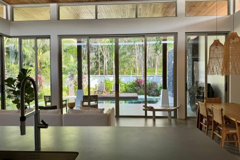 Villa in Phuket, Thailand 3 bedrooms № 139423 - photo 6