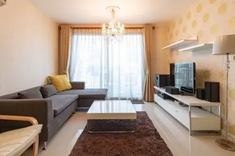 Кондоминиум с 2 спальнями в Ваттхане, Бангкок, Таиланд № 139417 - фото 1