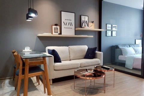 Studio dans le Condo à Watthana, Bangkok, Thaïlande № 139421 - photo 1