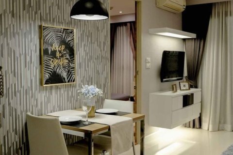 Studio in the Condo in Chatuchak, Bangkok, Thailand  № 148509 - photo 1