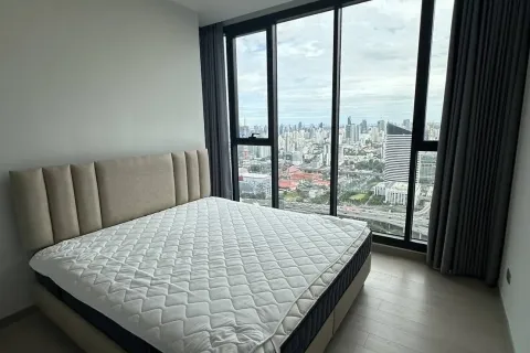 Condo in Huai Khwang, Bangkok, Thailand, 2 bedrooms  № 148510 - photo 3