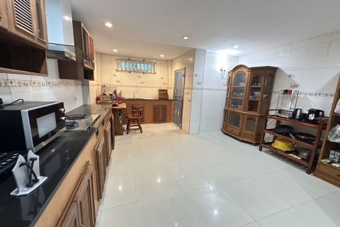 Дом в Пхукете, Таиланд с 5 спальнями  № 148505 - фото 24