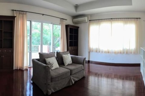 Дом в Чиангмае, Таиланд с 7 спальнями  № 160076 - фото 6