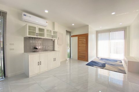 House in Chiang Mai, Thailand 3 bedrooms № 160077 - photo 4