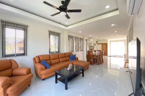 House in Chiang Mai, Thailand 3 bedrooms № 160077 - photo 8