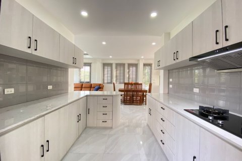 House in Chiang Mai, Thailand 3 bedrooms № 160077 - photo 10