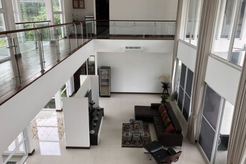 House in Chiang Mai, Thailand 5 bedrooms № 160075 - photo 13