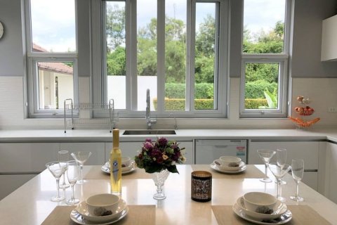 House in Chiang Mai, Thailand 5 bedrooms № 160075 - photo 7