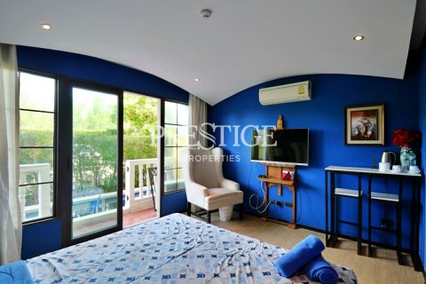 Studio in the Condo in Pattaya, Thailand № 209096