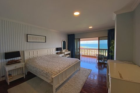 Кондоминиум с 2 спальнями в Хуа Хине, Таиланд № 168655 - фото 22