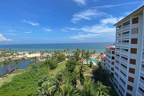 Кондоминиум с 2 спальнями в Хуа Хине, Таиланд № 168655 - фото 17