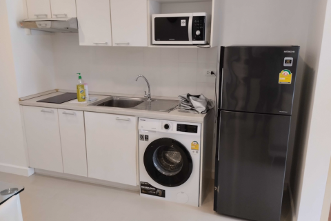 Студия в кондо в Ваттхане, Бангкок, Таиланд № 140800 - фото 4