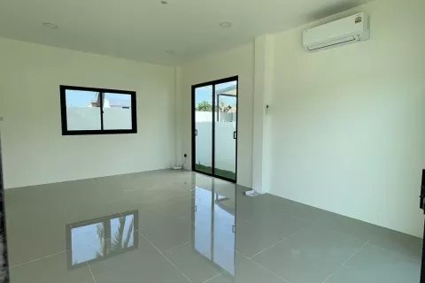 House in Phuket, Thailand 3 bedrooms № 140803 - photo 12