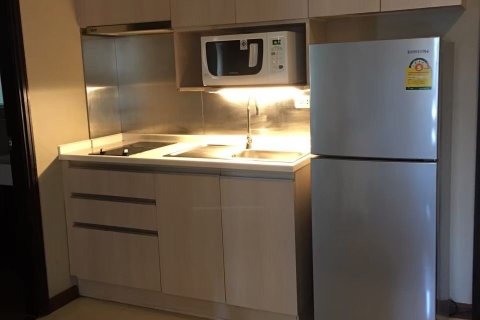 Studio dans le Condo à Watthana, Bangkok, Thaïlande  № 171949 - photo 6