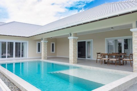 House in Hua Hin, Thailand 3 bedrooms № 134507 - photo 6