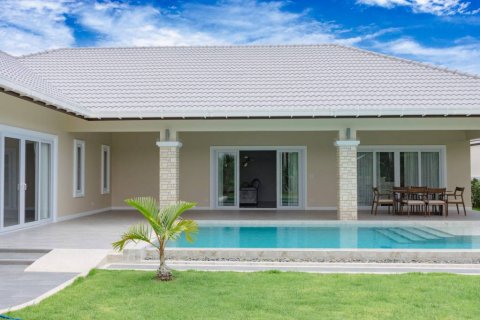 House in Hua Hin, Thailand 3 bedrooms № 134507 - photo 4