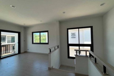 House in Pattaya, Thailand 4 bedrooms № 134504 - photo 8