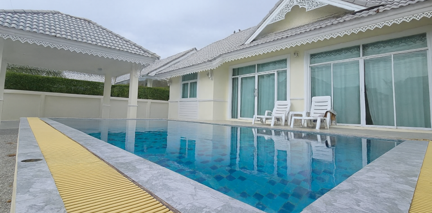 Villa à Cha-am, Thaïlande 3 chambres № 144759