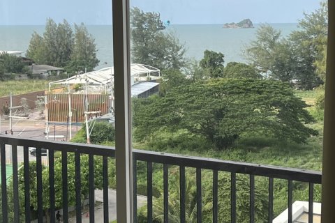 Condo in Hua Hin, Thailand, 2 bedrooms  № 144761 - photo 17