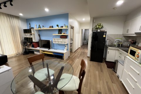 Condo in Hua Hin, Thailand, 2 bedrooms  № 144761 - photo 1
